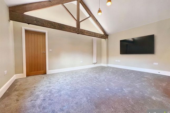 Flat 4, 42 North Parade, Matlock photo 3