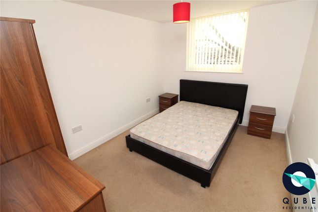 Flat to rent in Merebank Tower, Greenbank Drive, Liverpool