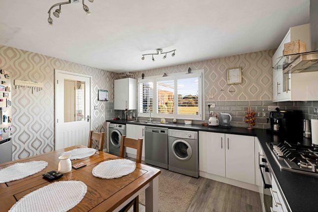 240, Anzio Crescent, Dover photo 4
