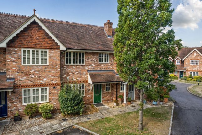 3-bed terraced on 5, Oakwood Court, Hook, £410,000