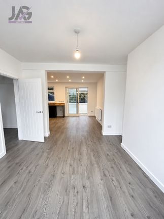 143 Shelone Road, Neath photo 4