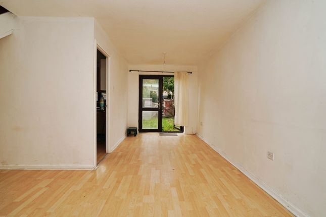 36, Eastlands, New Milton photo 4