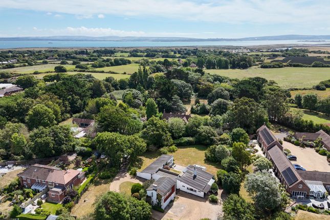 Lower Pennington Lane, Lymington photo 2