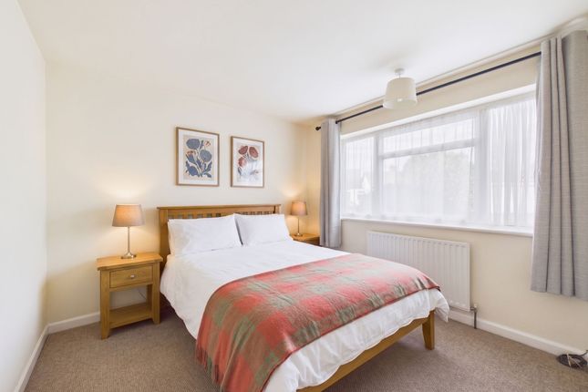 77 Cherrywood Gardens, Nottingham photo 3
