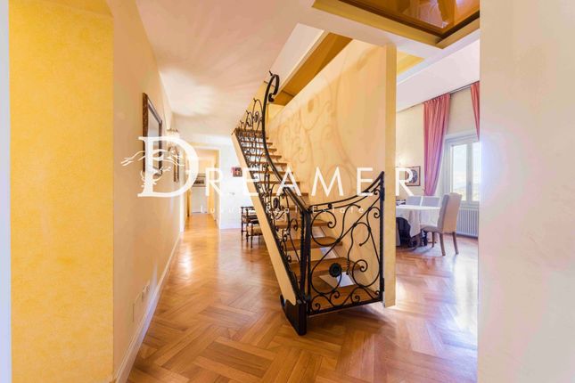 Apartment for sale in Via Bolognese, Firenze, Toscana
