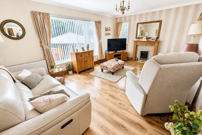 74, Higher Cadewell Lane, Torquay photo 2