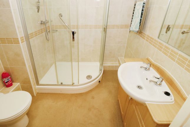 Flat for sale in Concorde Lodge, Southmead Road, Bristol, Gloucestershire