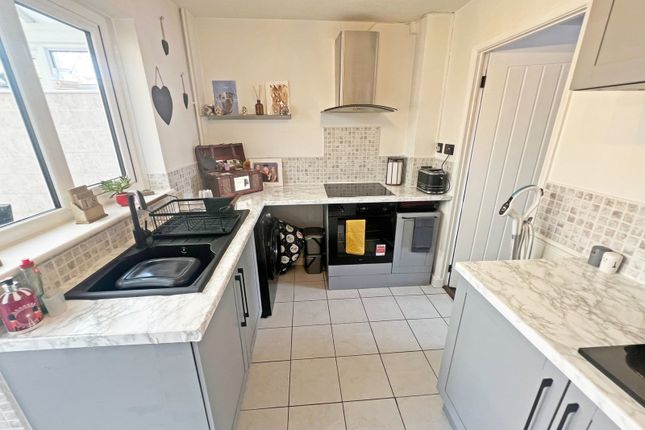 49, Pyeharps Road, Hinckley photo 4