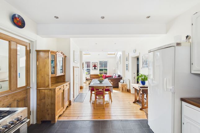 Ruby Cottage, 123, Newtown Road, Warsash, Southampton photo 3