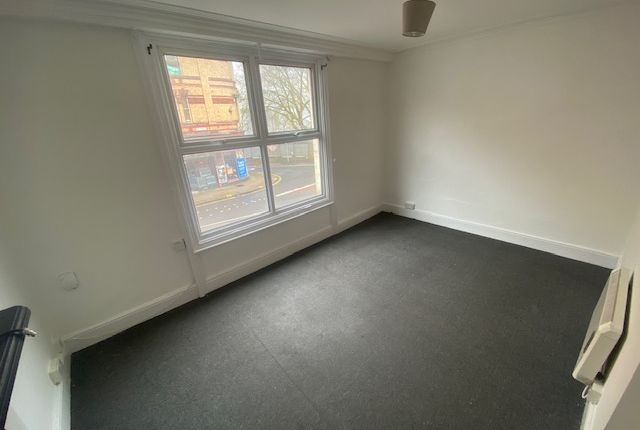 Thumbnail Flat to rent in West Street, St. Philips, Bristol