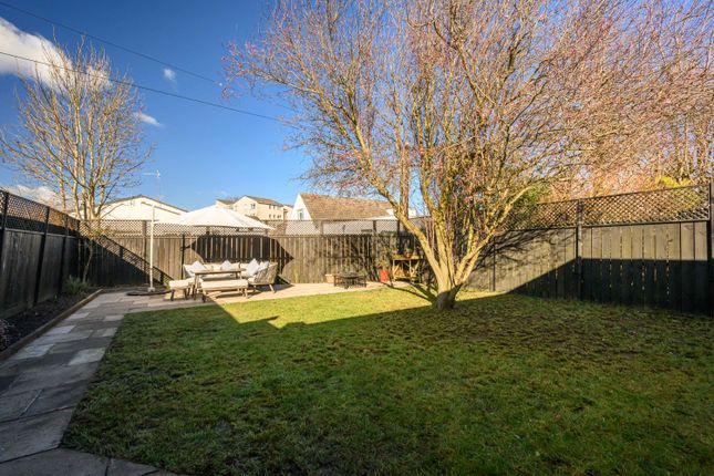 Semi-detached bungalow for sale in 40 North Gyle Grove, Edinburgh