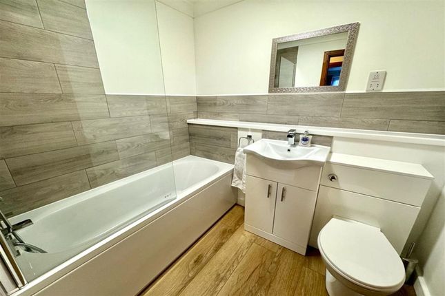 Flat 4, The Grange Grange Road, Southampton photo 4