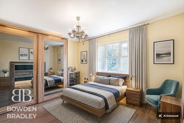 13 Wroxham Way, Fairlop photo 4