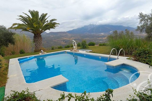 Country house for sale in Periana, Axarquia, Andalusia, Spain