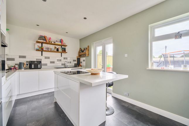 33, Windrush Court, Bristol photo 3