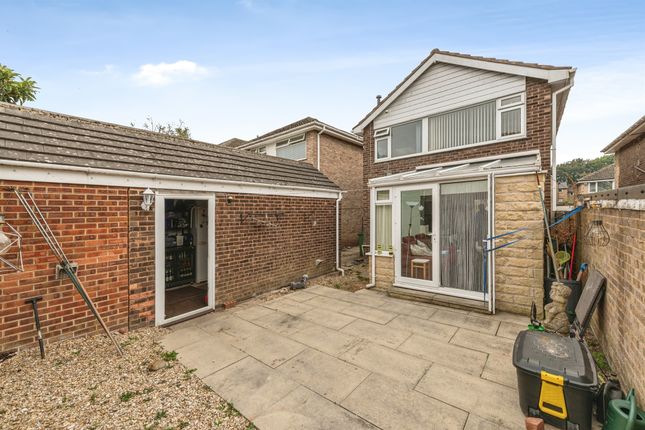13, Elm Road, DEWSBURY photo 4