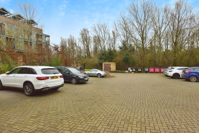 Flat for sale in Dalgin Place, Campbell Park, Milton Keynes, Buckinghamshire