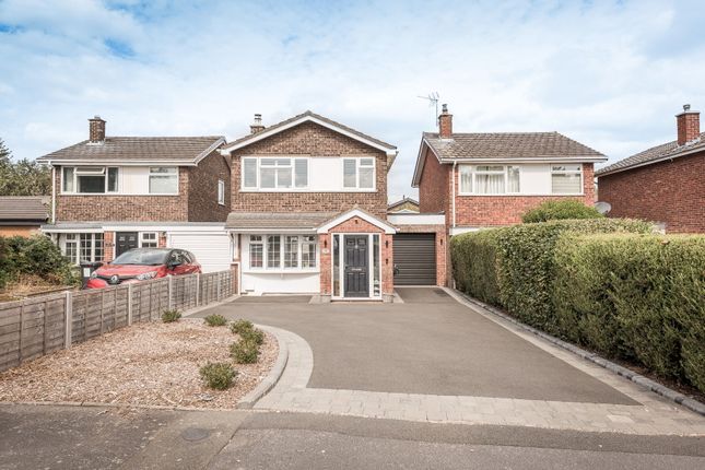 24, Jordan Close, Lichfield photo 3