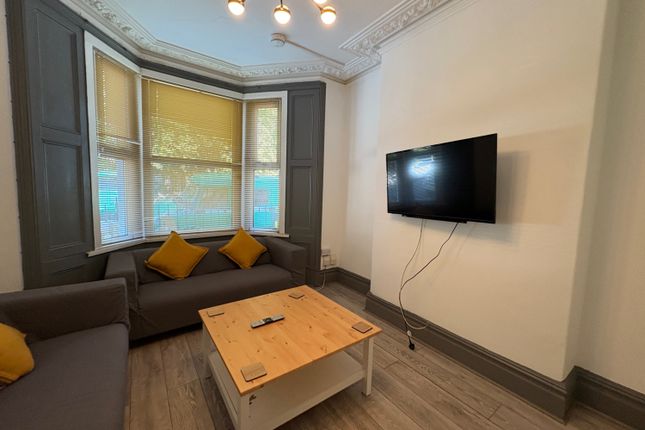 4-bed terraced on 50, Arran Street, Cardiff, £2,260/mo