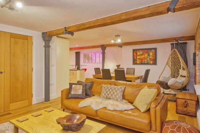 Flat for sale in Canon Street, Taunton