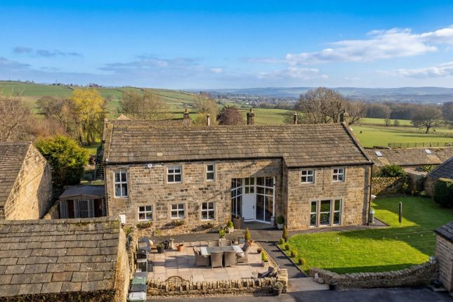 4-bed house on The Old Barn, Grange Farm,, Carlton Lane, Leeds, £975,000