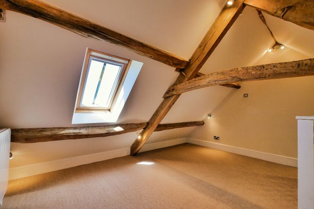Barn conversion to rent in Dunkirk, Badminton