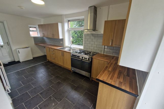 41, Borough Avenue, Manchester photo 5