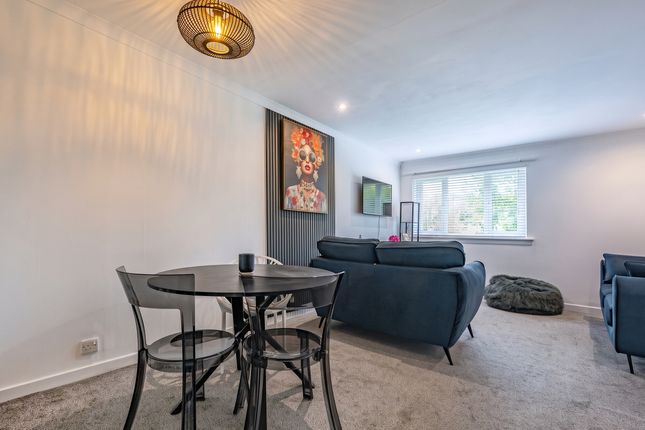 38 Langlea Avenue, Cambuslang, Glasgow photo 4