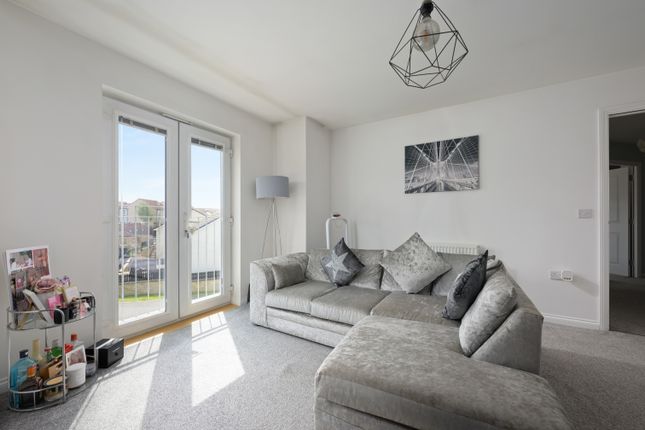 6M, Blane Crescent, Dunfermline photo 4