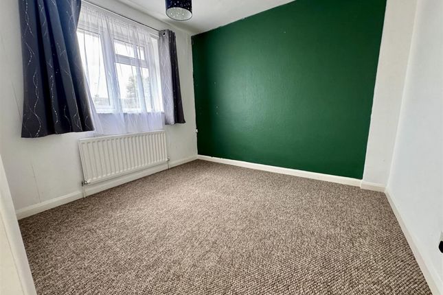 9 Flitwick Road, Bedford photo 4