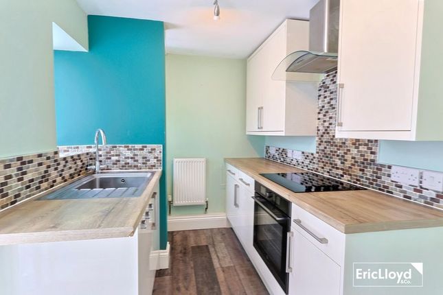 81, Drew Street, Brixham photo 3