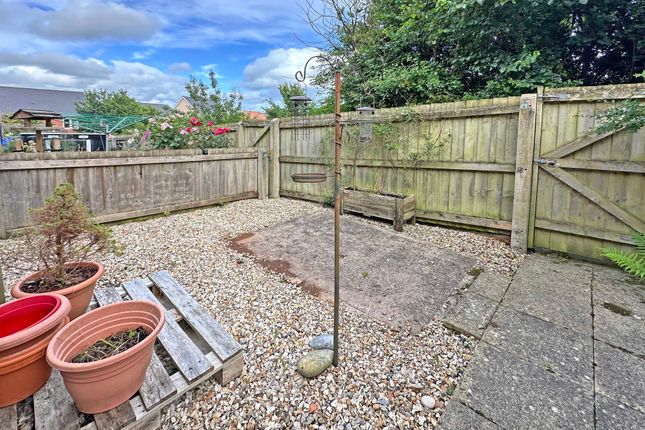 66, Sentrys Orchard, Exeter photo 2