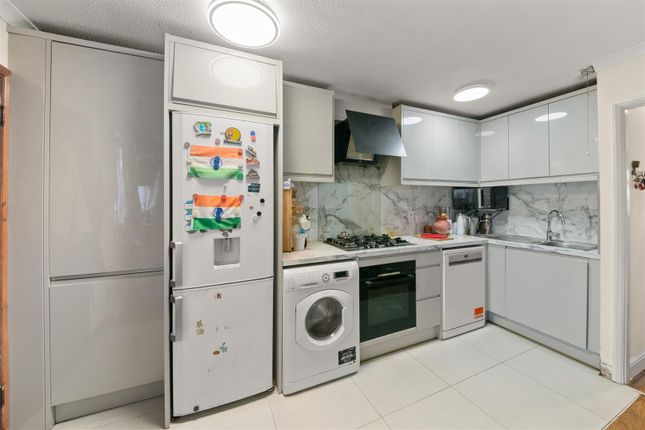 1162, Uxbridge Road, Hayes photo 4