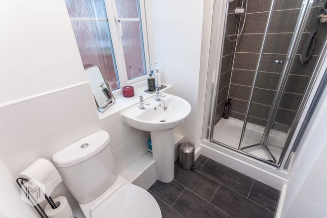 Flat for sale in Windsor Gardens, Bolton, Greater Manchester