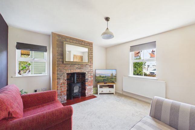 Wassail Cottage,, 3 Main Street, Hull photo 4