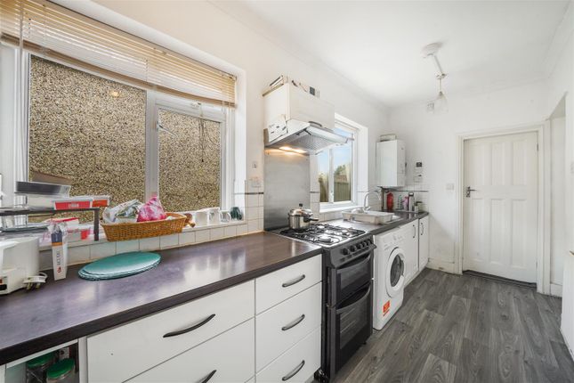 156, Rugby Avenue, Wembley photo 3