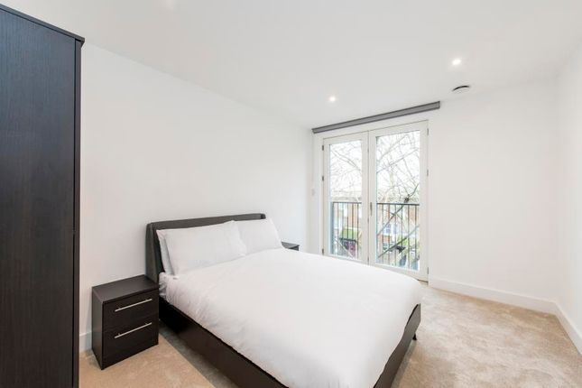 Flat for sale in Pewter Court, Sterling Way