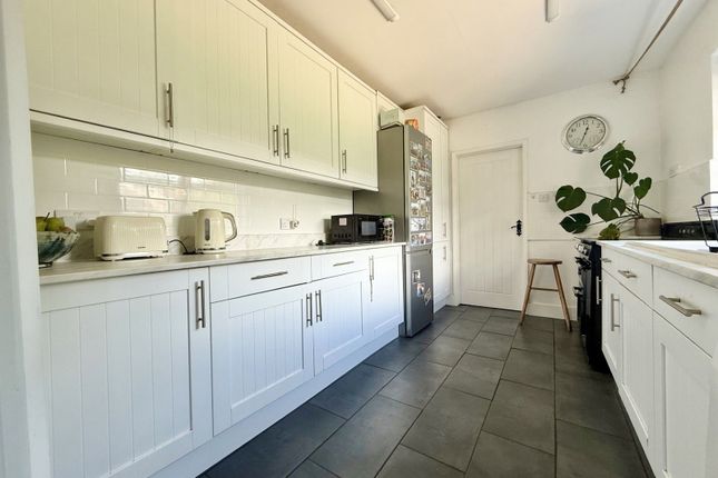 1, Swinley Cottages, Gloucester photo 4