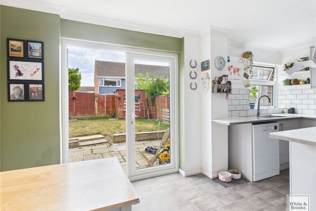 1 Warwick Close, Bognor Regis photo 4