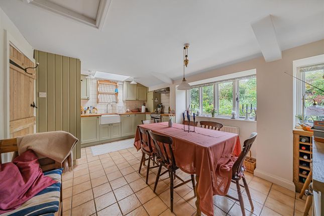 1 Gollop Cottages, Bridport photo 4