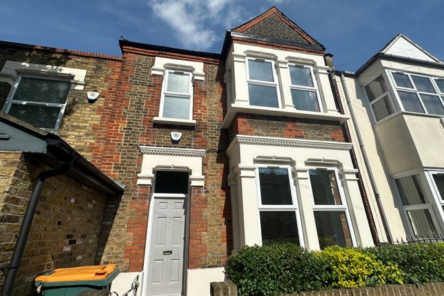 Terraced house to rent in Essex Road, London