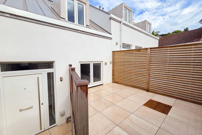 6 Apex Apts Old St. Johns Road, St. Helier, Jersey photo 2