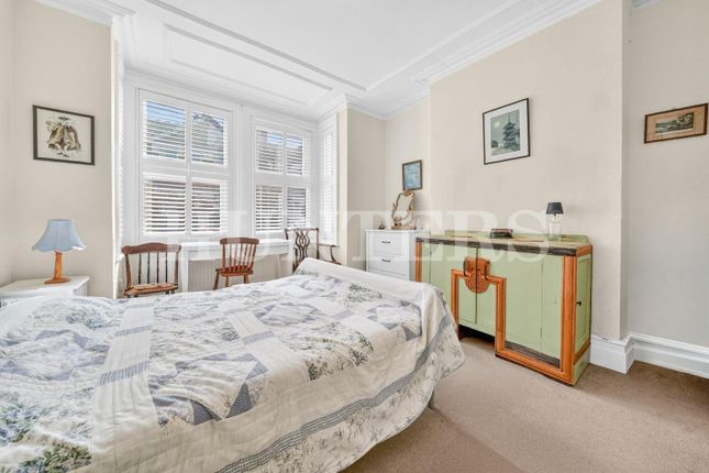 4, Radley Road, London photo 3