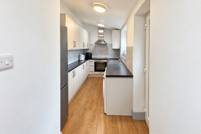 246 Marsh Lane, Preston photo 3