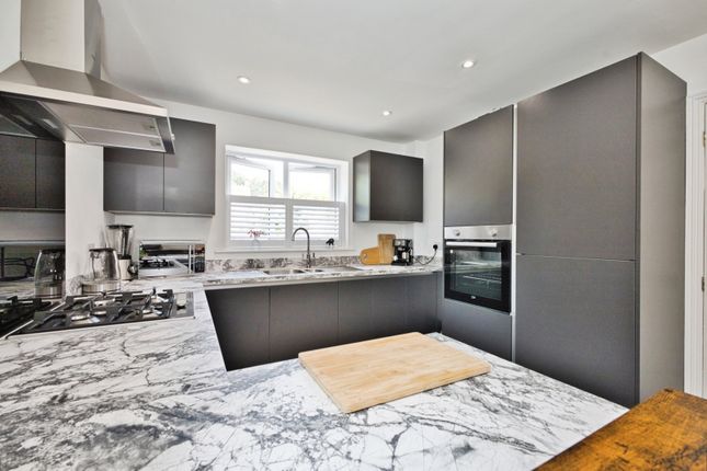 Holly Cottage, 8, Becks Field, Somerset photo 2