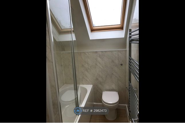 Flat A, Victoria Road, Ferndown photo 5