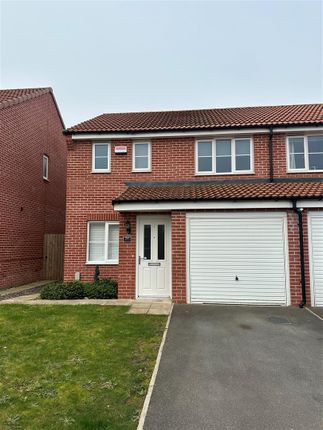 Thumbnail Property to rent in Parklands Avenue, Humberston, Grimsby