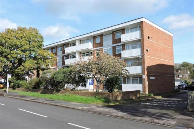 Flat to rent in Redlands Lane, Fareham