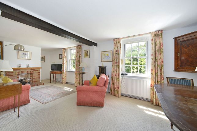 2 Rose Cottages Guildford Road, Cranleigh photo 2
