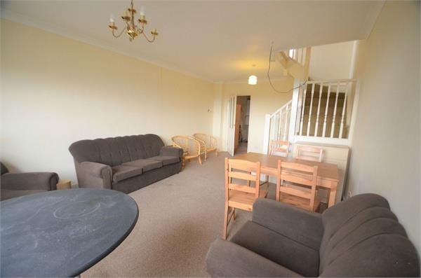 3-bed terraced on 11 Grenfell Court, Wise Lane,, Mill Hill, £525,000